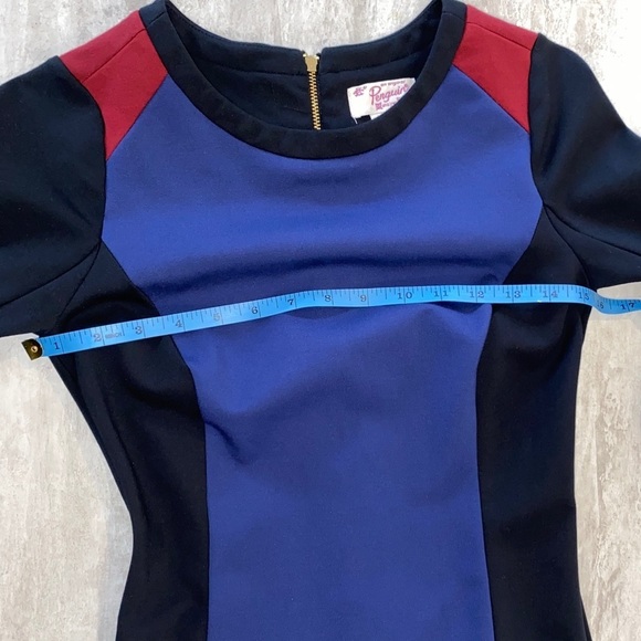 SOLD - ORIGINAL PENGUIN Colour Block Dress - Picture 4 of 13
